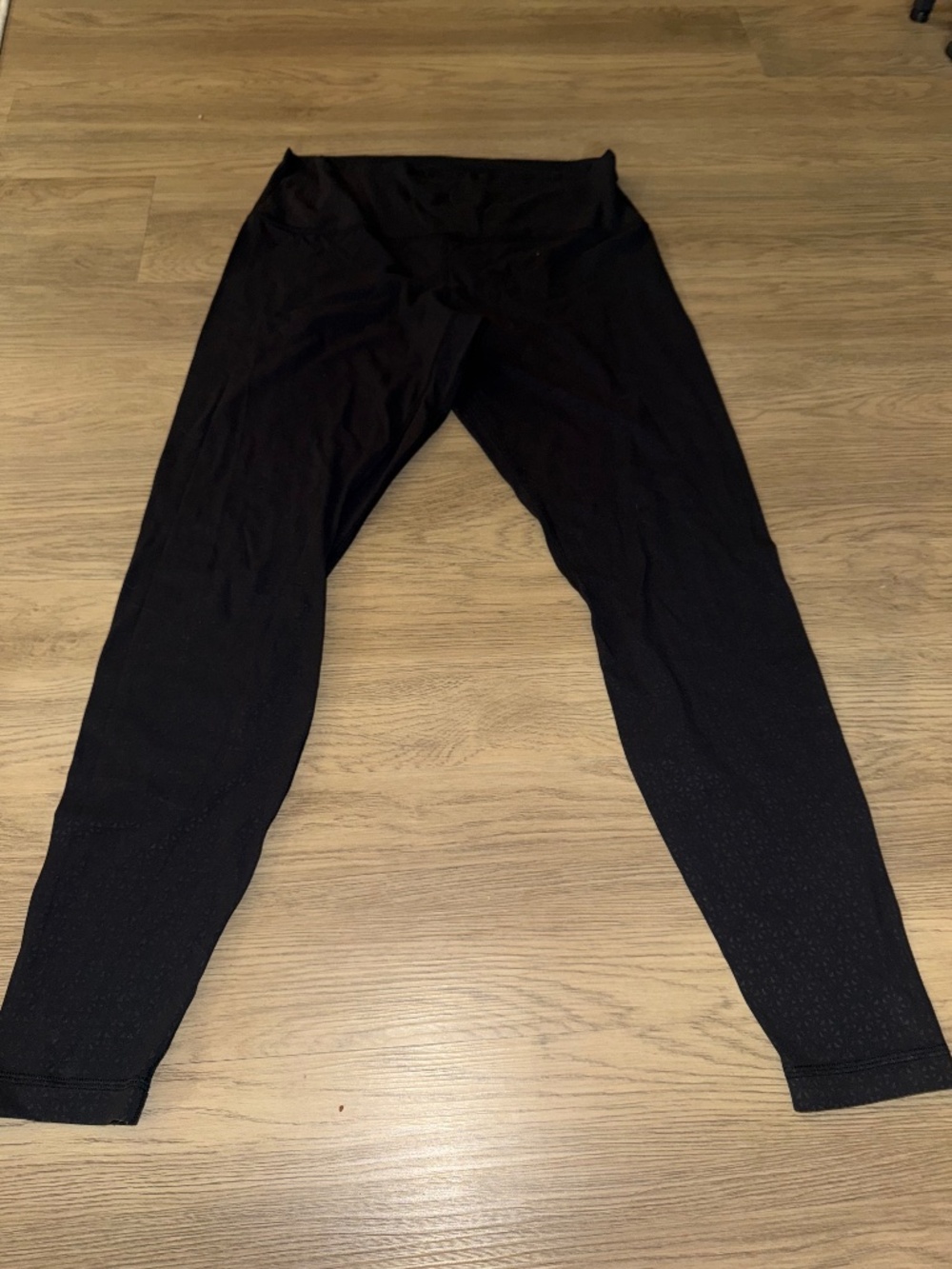 Lululemon Leggings Size 12 Black Tonal Geometric Print High Rise 27" Inseam